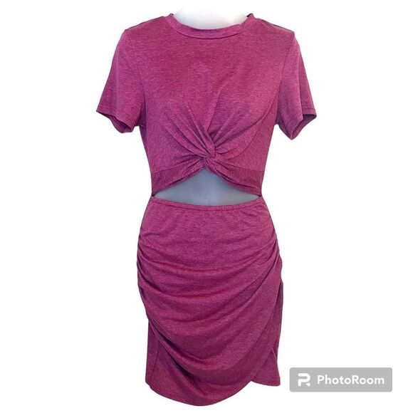 Women’s Pink Short Sleeve Cut Out Bodycon Mini Dress Size Small - Picture 1 of 6